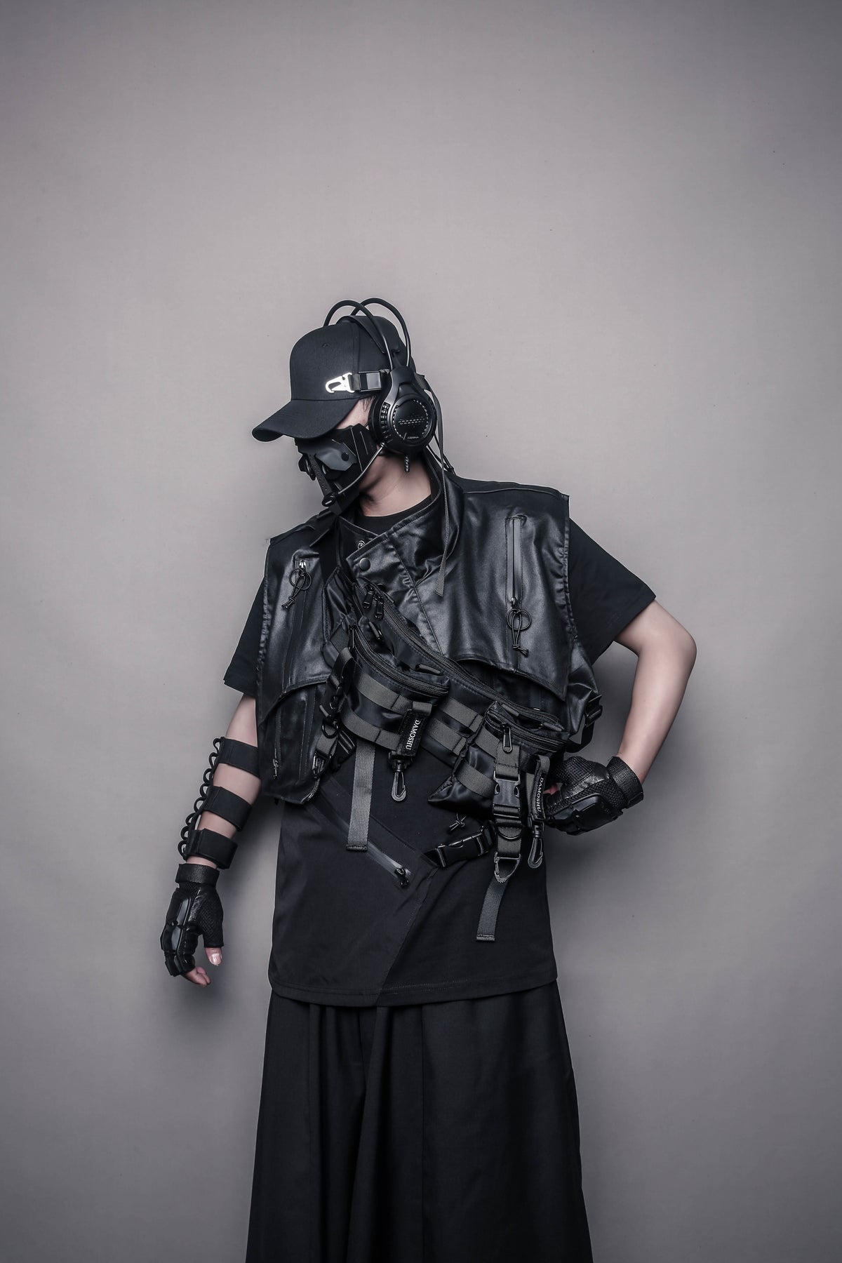 Techwear Multi-Pocket Chest Bag