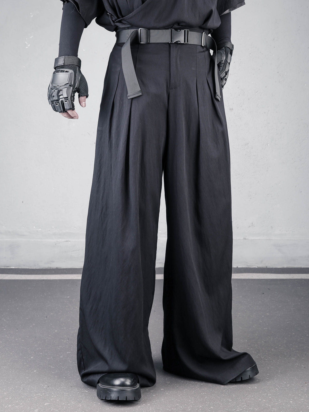 Relaxed Trousers